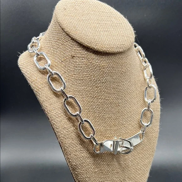 Ralph Lauren Silver Buckle Chain Necklace - Picture 2 of 7